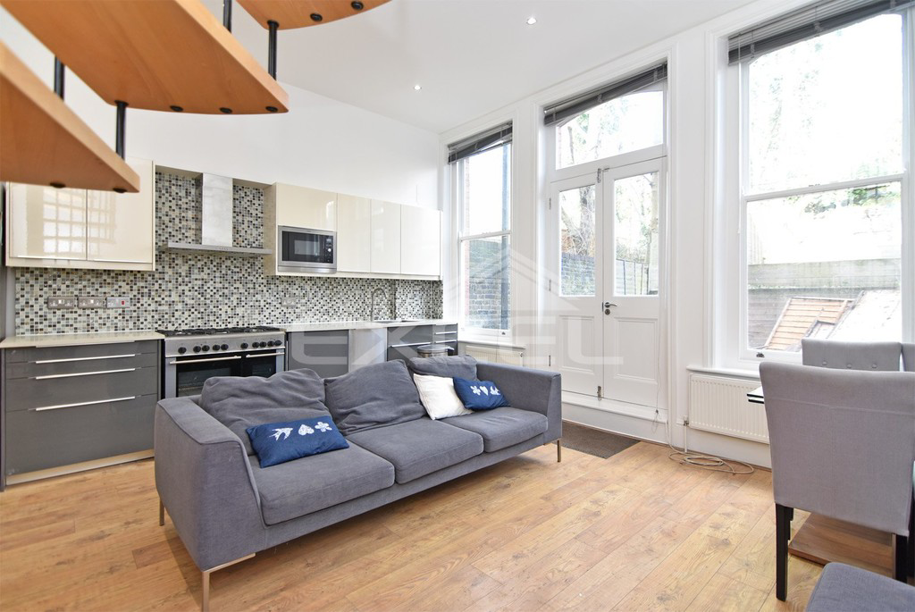 Finchley Road, Hampstead, London NW3 5HS