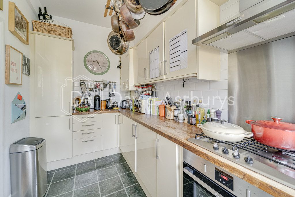 Crescent Road, Crouch End, London, photo 12