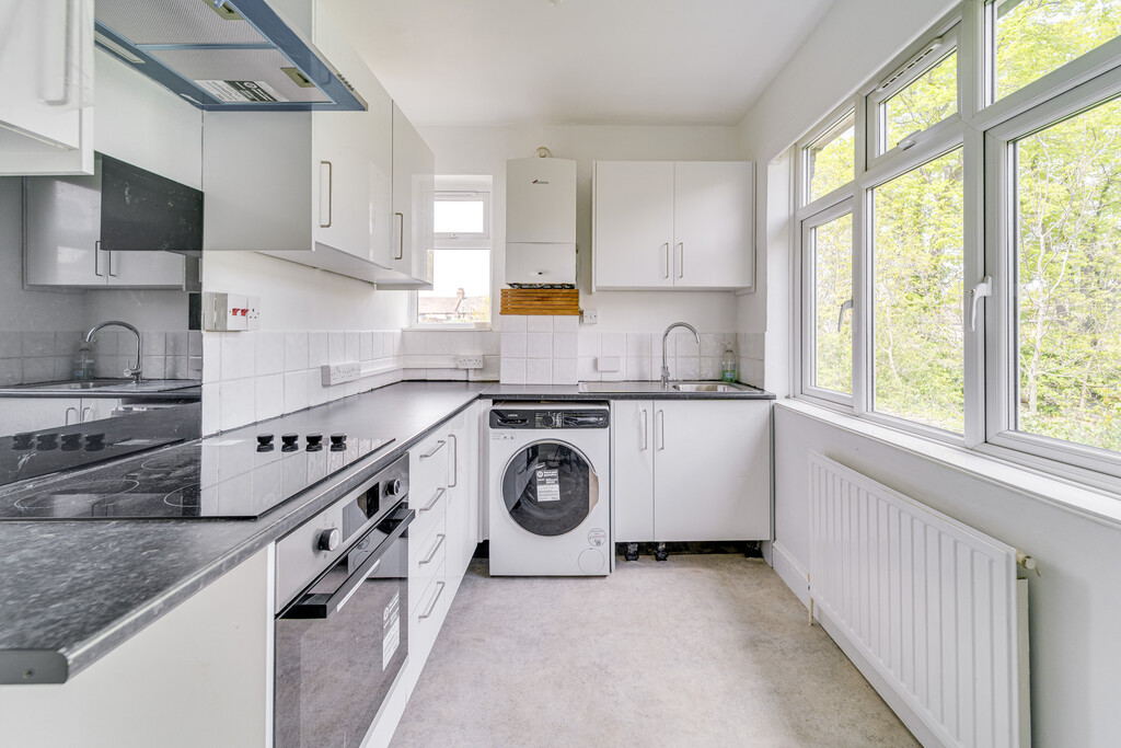 Palmerston Road, Bounds Green, London, photo 6