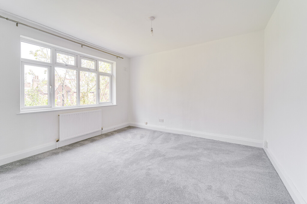 Palmerston Road, Bounds Green, London, photo 4