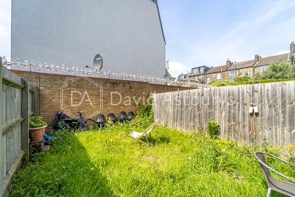 Clifden Mews, Homerton, London, photo 8