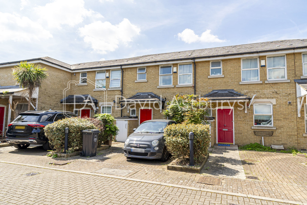 Clifden Mews, Homerton, London, photo 17