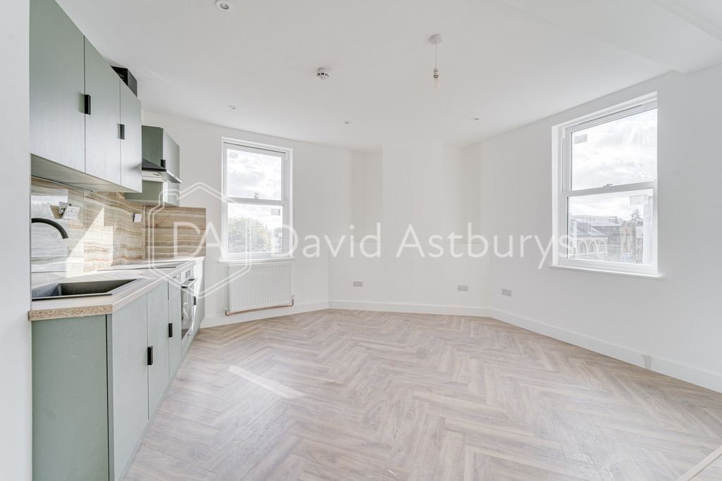 Hornsey Road, Finsbury Park, London, photo 6