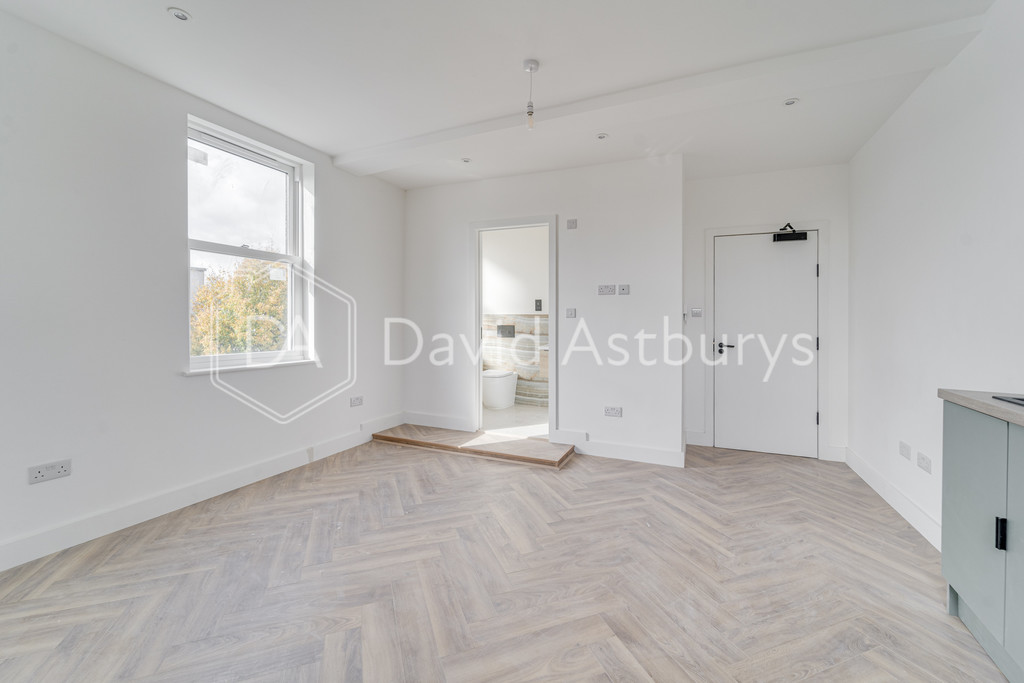 Hornsey Road, Finsbury Park, London, photo 2
