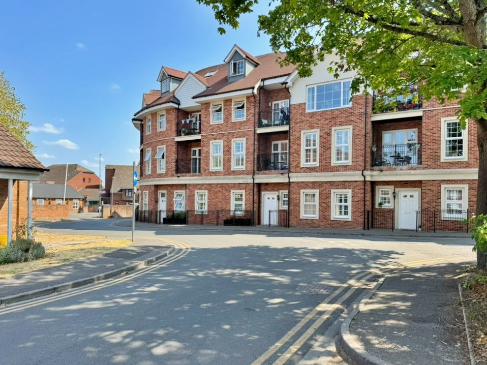 Peach Street, Wokingham