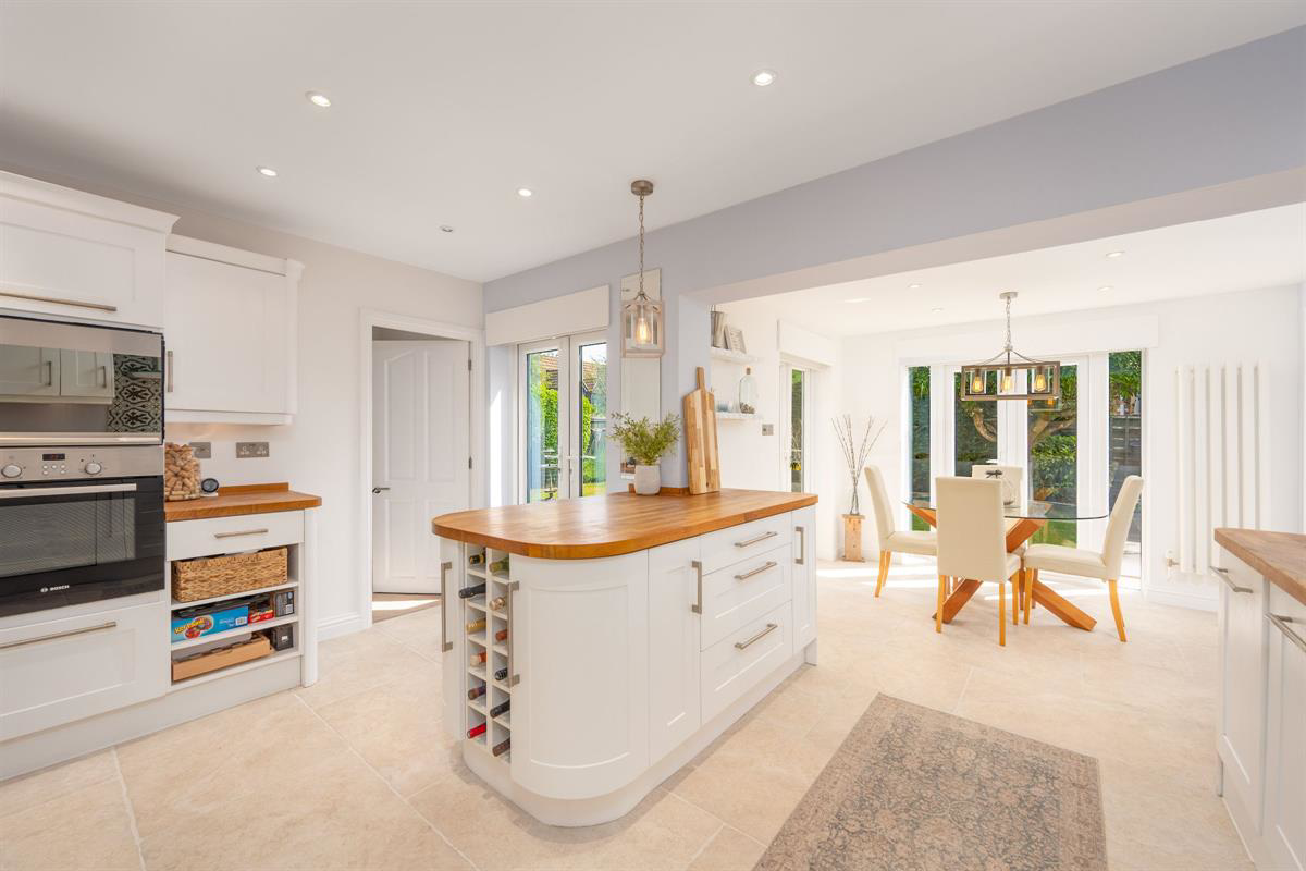 Nash Grove Lane Elgarth Drive, Finchampstead