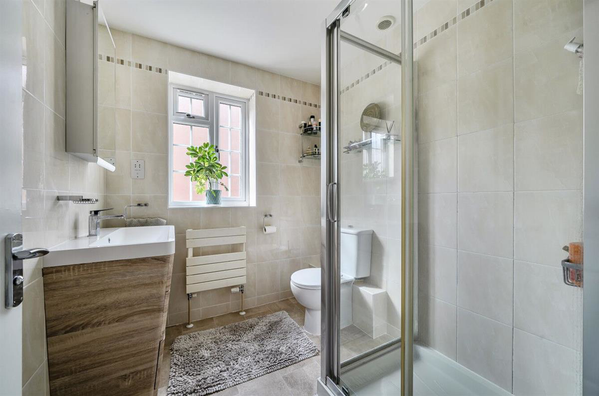 Holmes Crescent, Wokingham, photo 14
