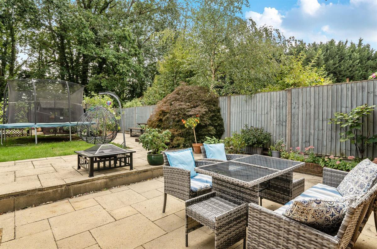Holmes Crescent, Wokingham, photo 20