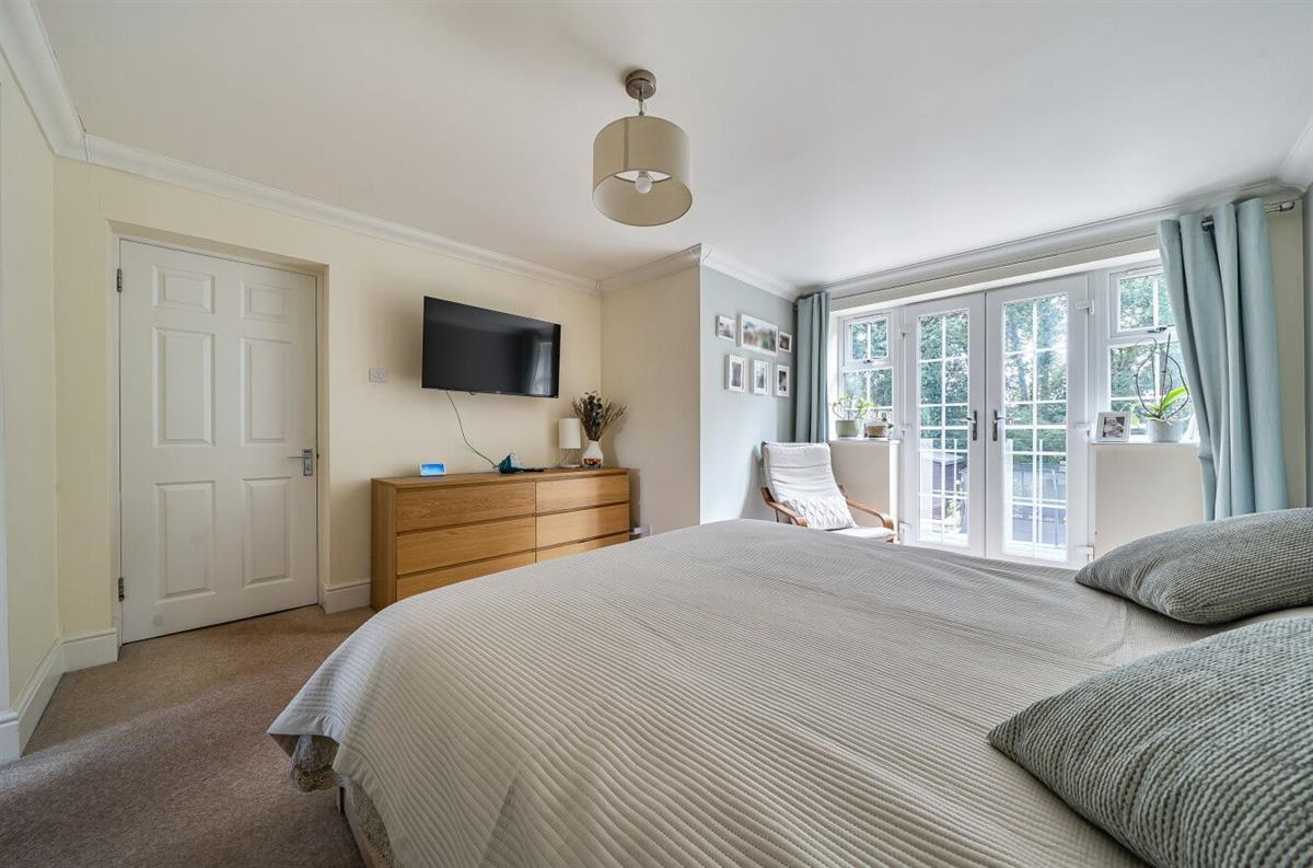 Holmes Crescent, Wokingham, photo 11