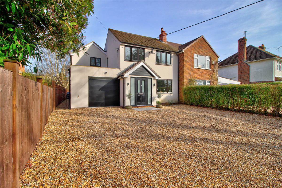 Reading Road, Wokingham