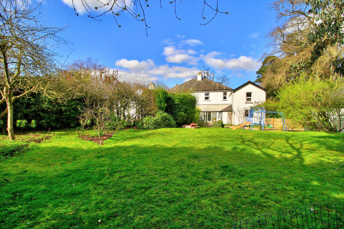 The Well House, Binfield, photo 24