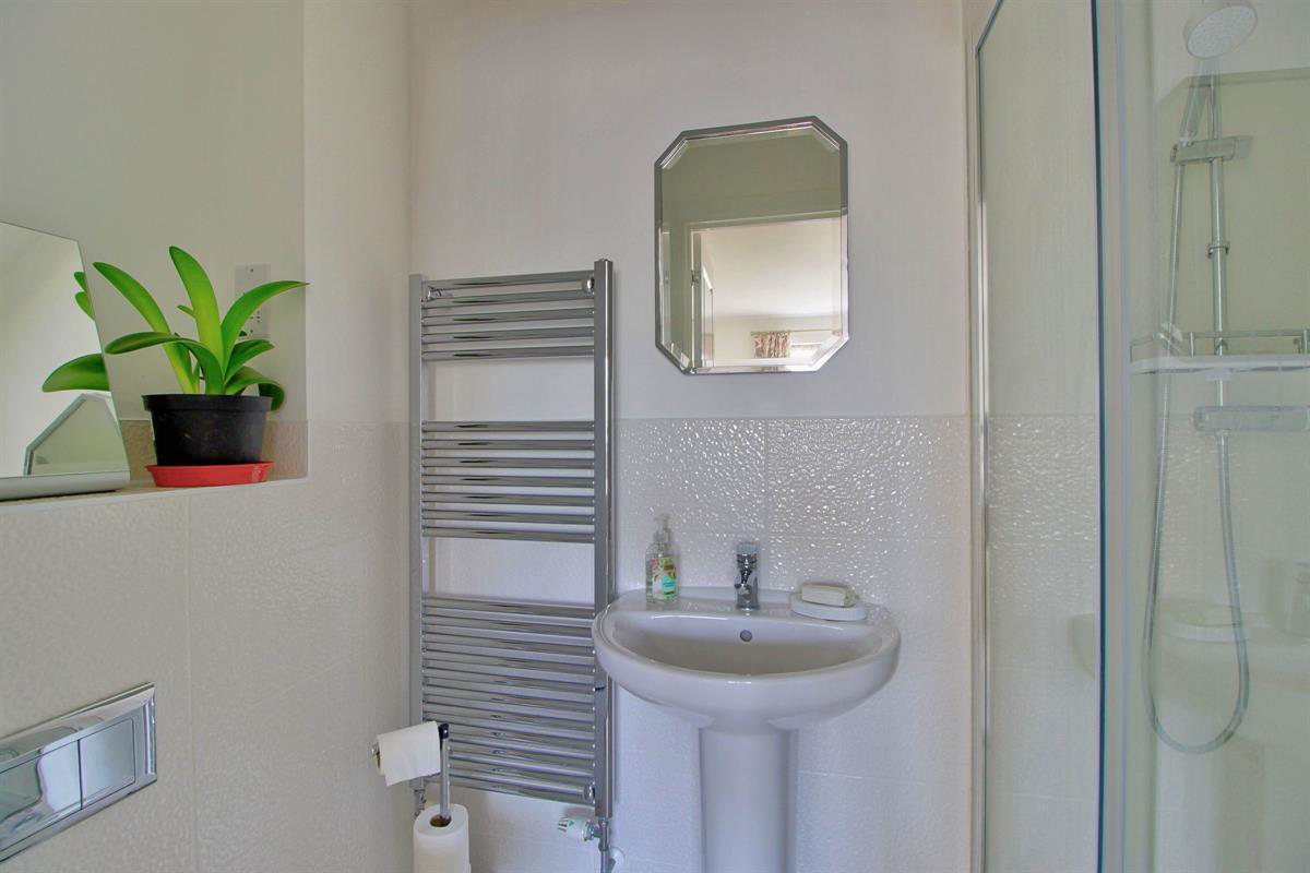Merril Drive, Winnersh, photo 11