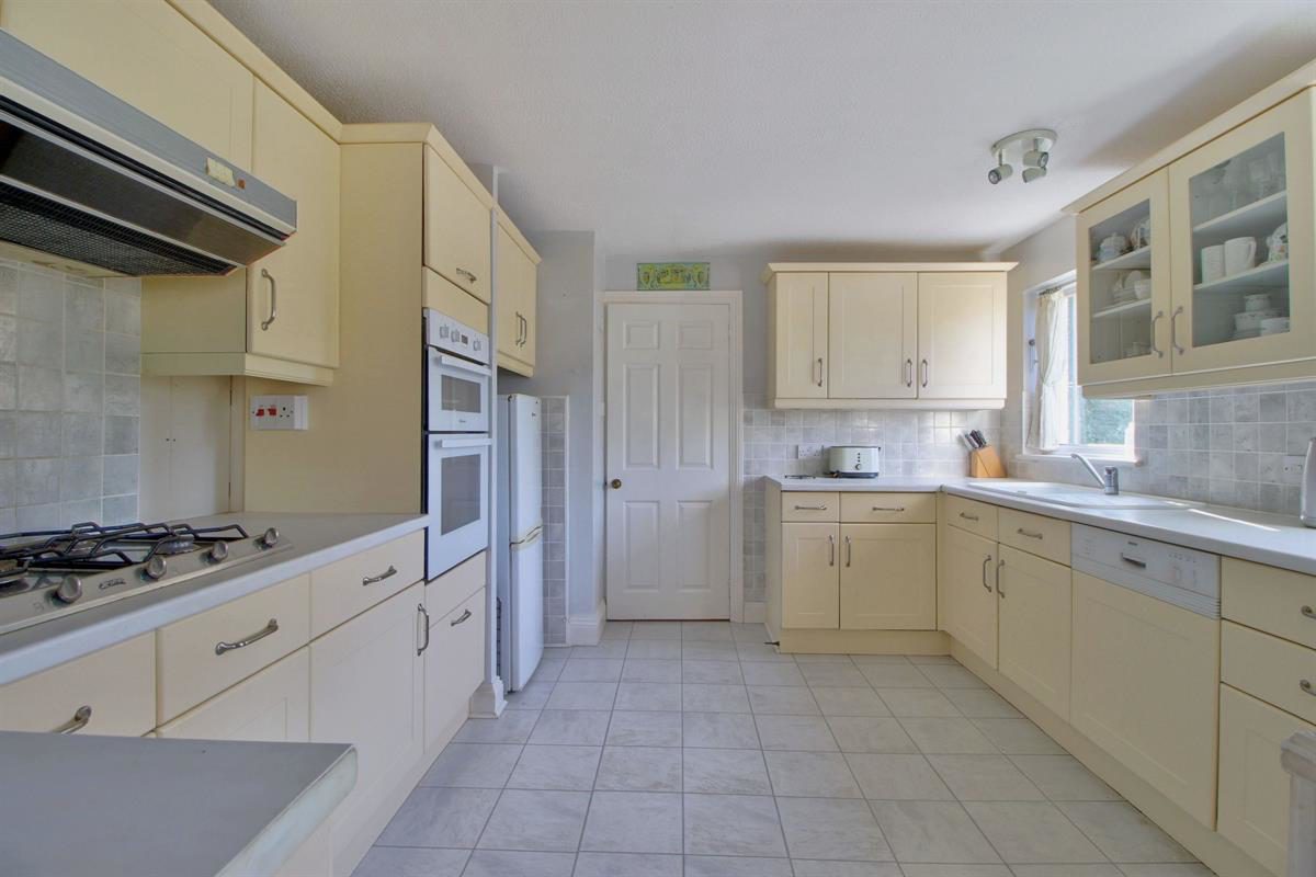Folders Lane, Bracknell, photo 7