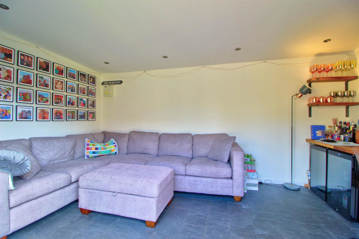 Meadow View, Winnersh, photo 23