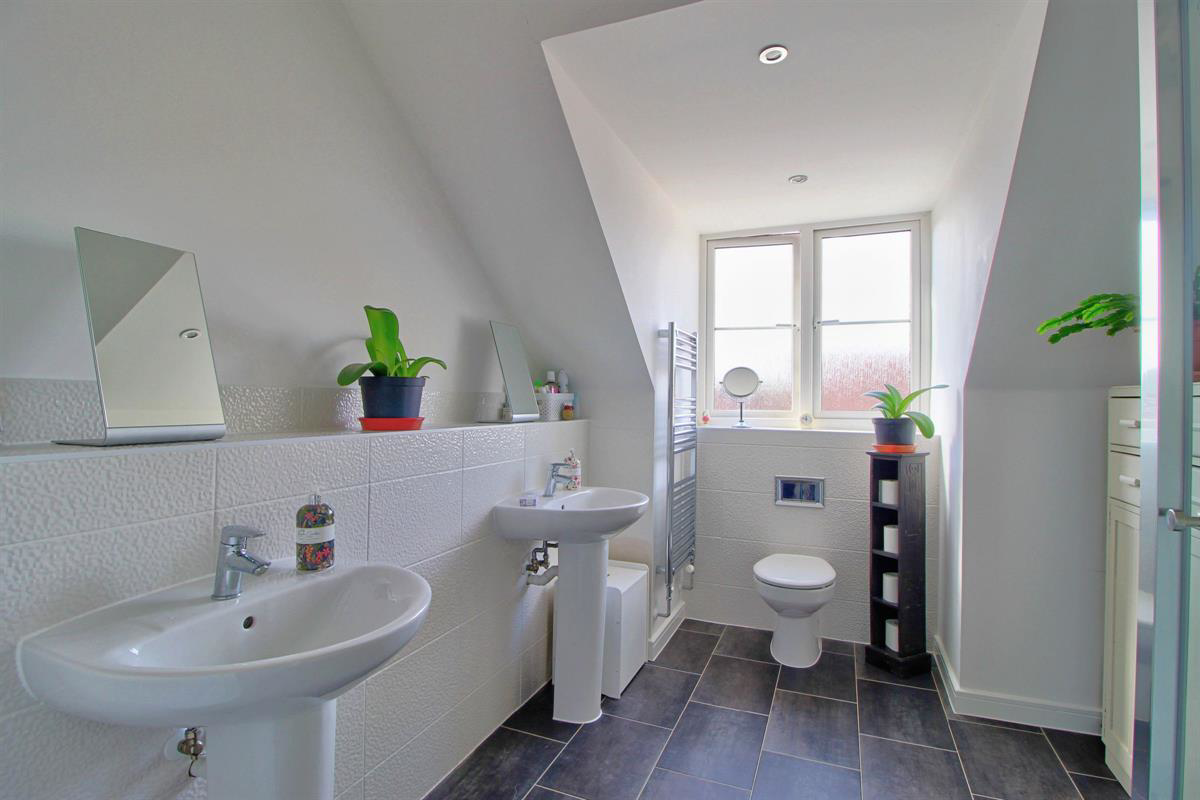 Merril Drive, Winnersh, photo 6