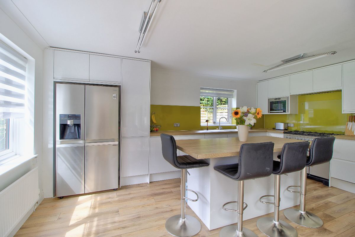Popeswood Road, Binfield, photo 4