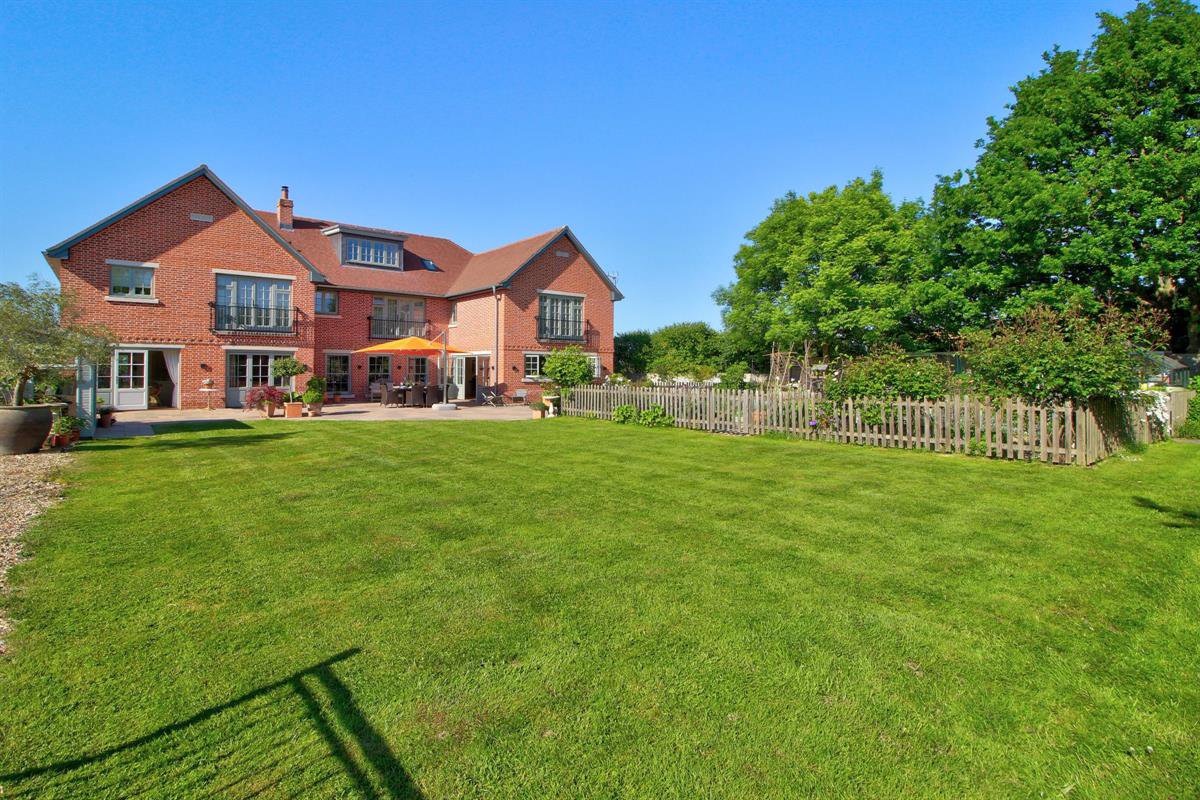 Forest Road, Hurst / Wokingham, photo 27