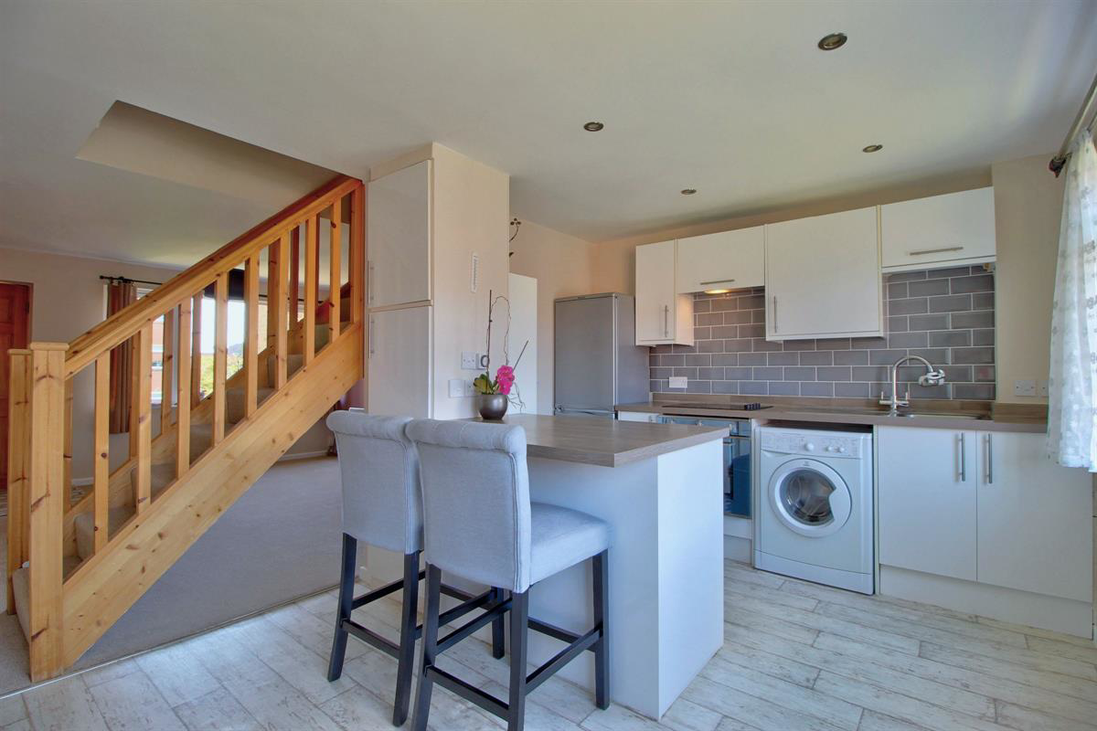 Ellison Way, Wokingham, photo 2