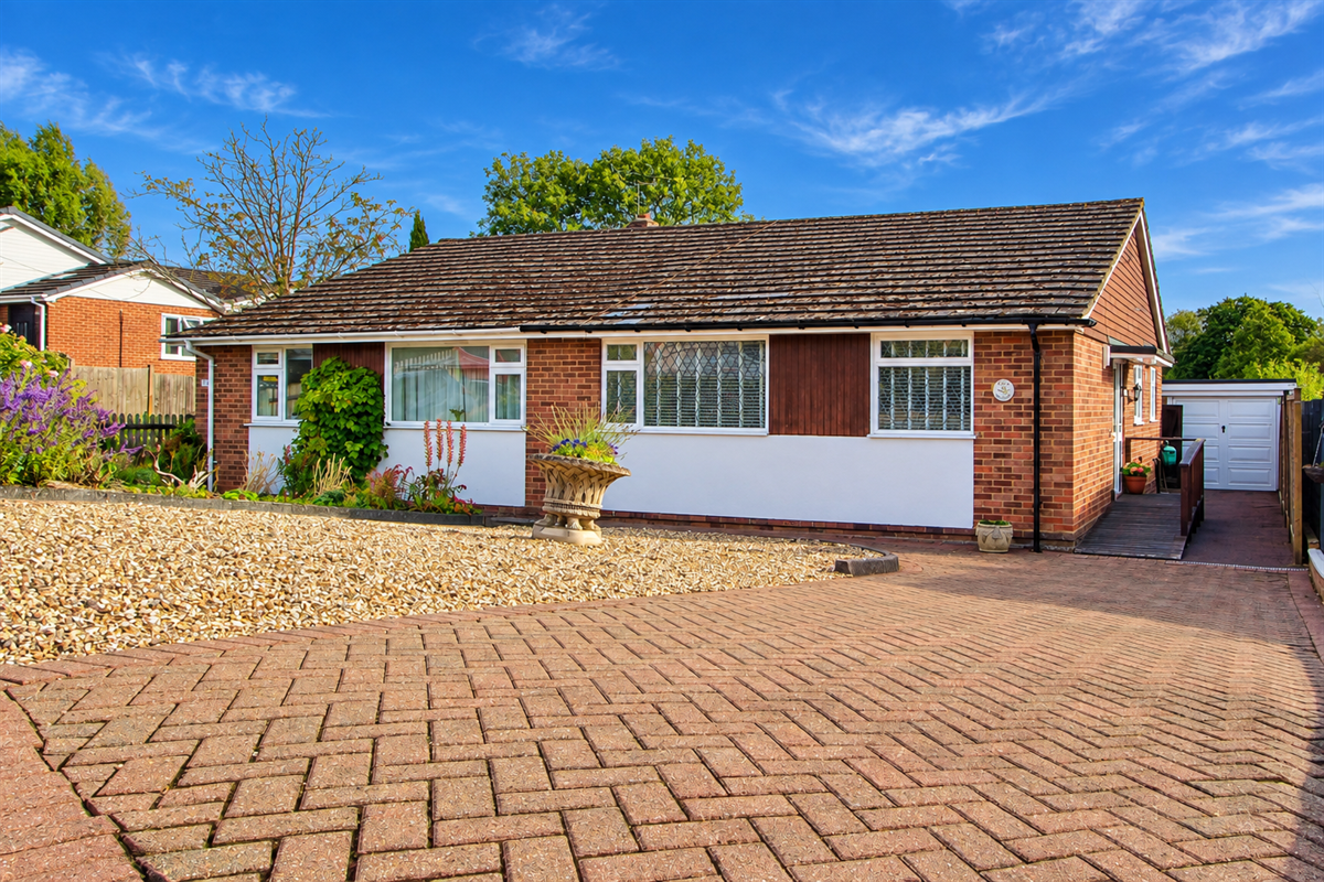 Brookside, Wokingham