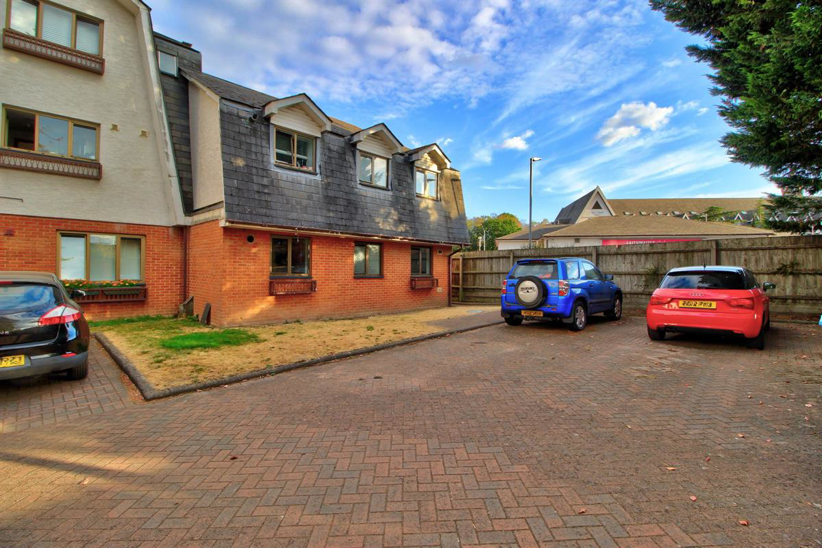 Braeside, Binfield, photo 9