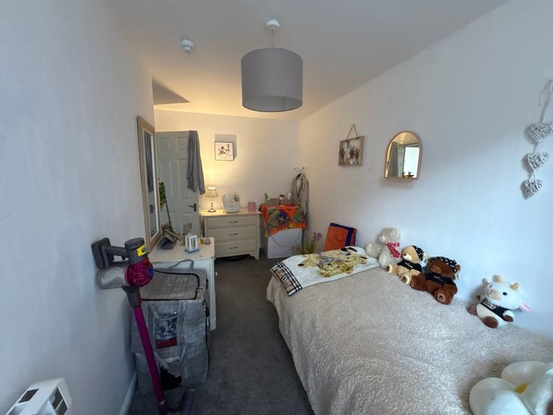 Flat 2, 6 Gladstone Terrace, YO15 2PN, photo 42