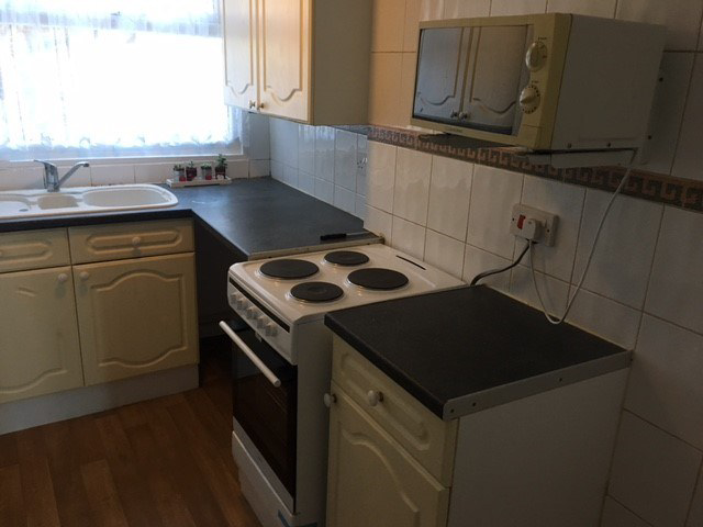 Flat 2, 6 Gladstone Terrace, YO15 2PN, photo 11