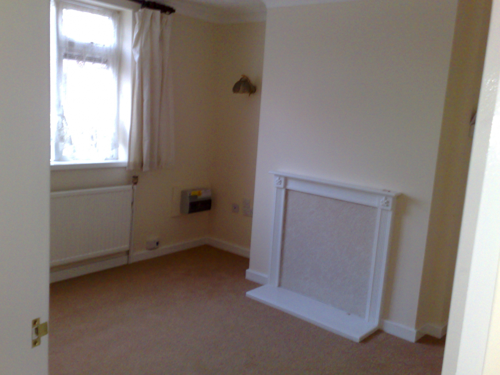 Daw Lane, Bentley, Doncaster DN5, photo 13