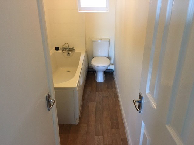 Flat 2, 6 Gladstone Terrace, YO15 2PN, photo 3