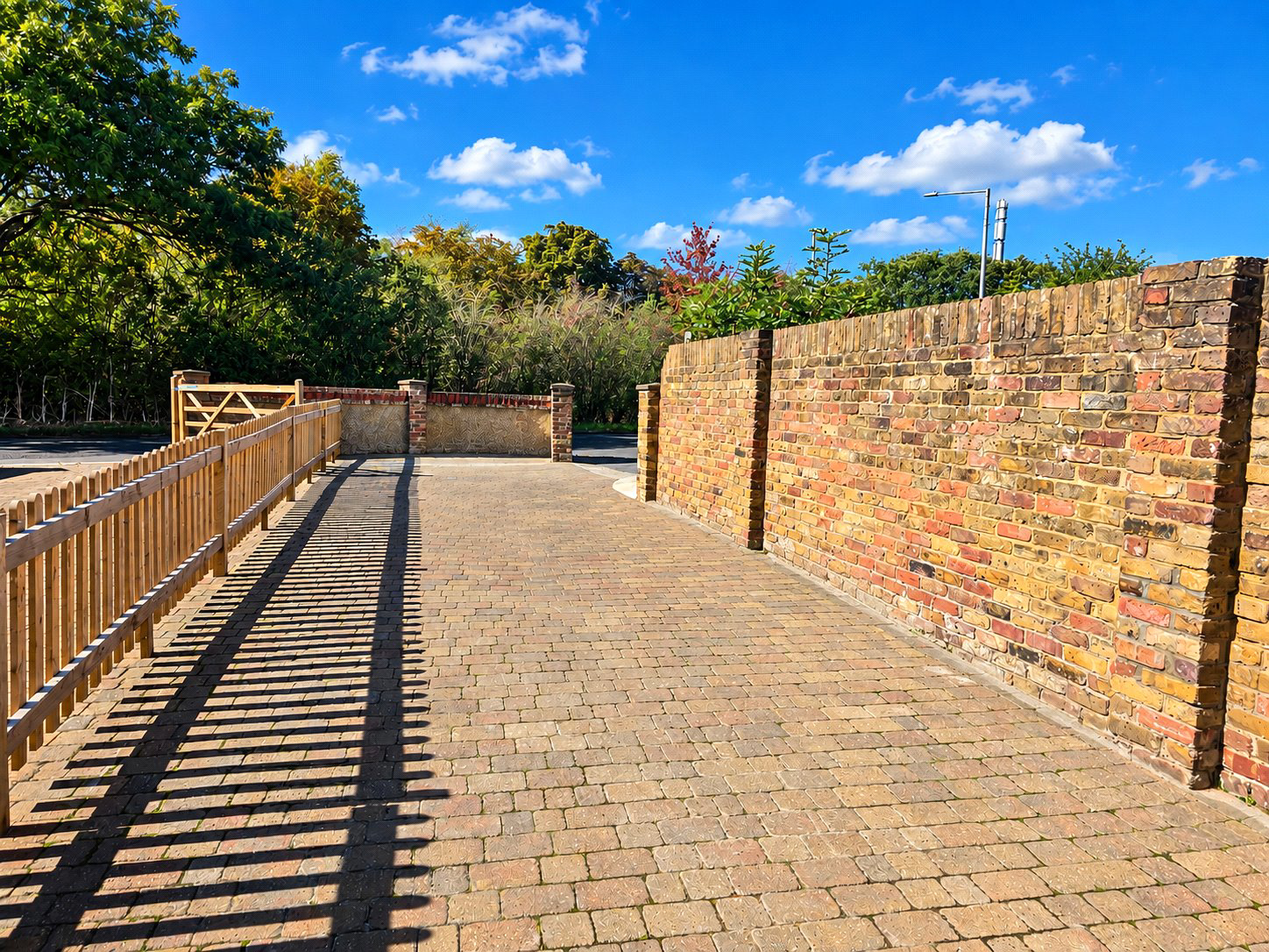 Harlington Road, Hillingdon, Greater London, UB8, photo 19