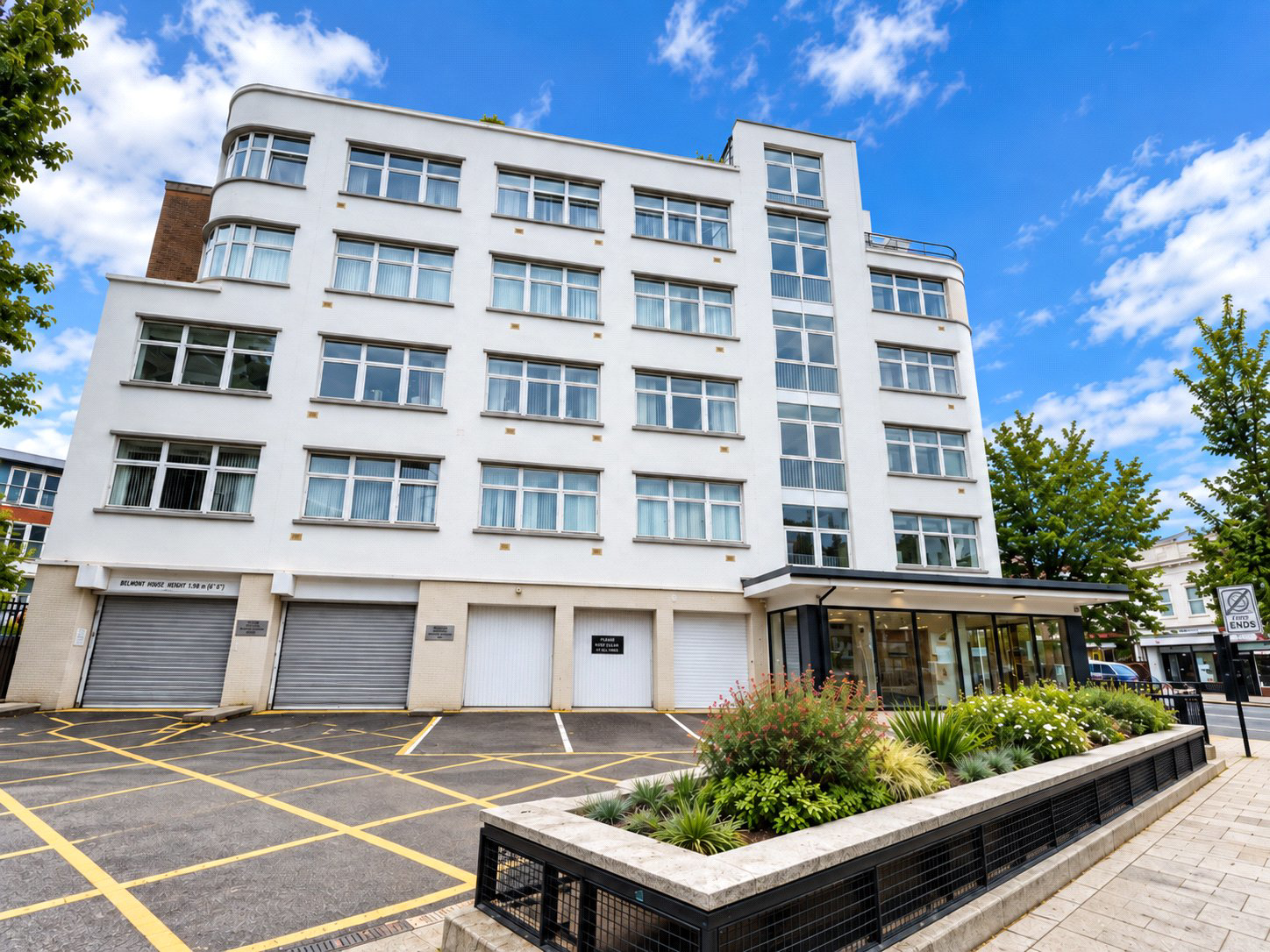 Uxbridge Road, Ealing, London, W5