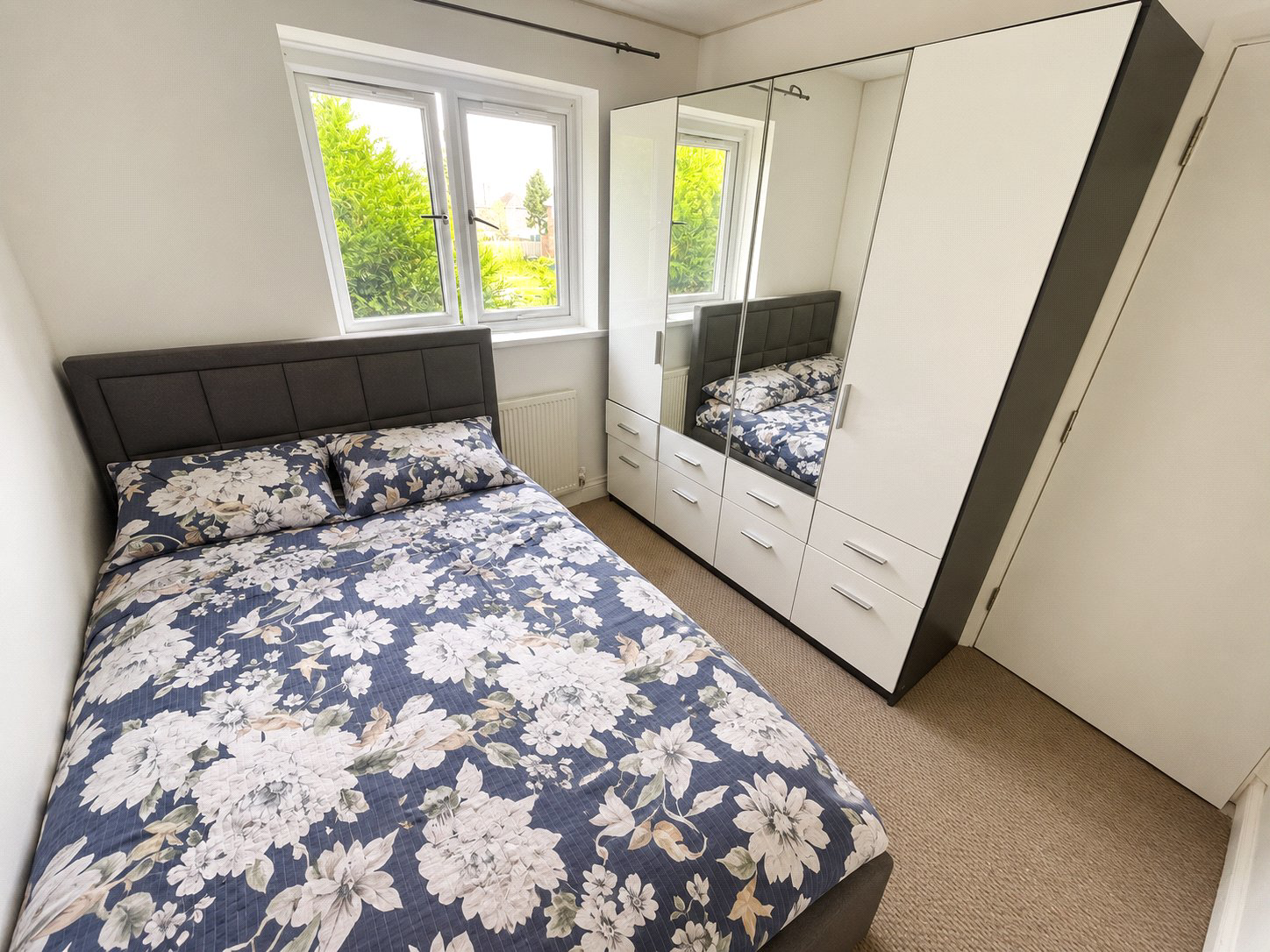 Sutton Hall Road, Heston, Greater London, TW5, photo 7