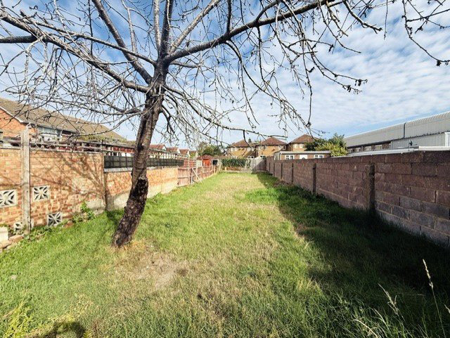St. Pauls Avenue, Slough, SL2, photo 9