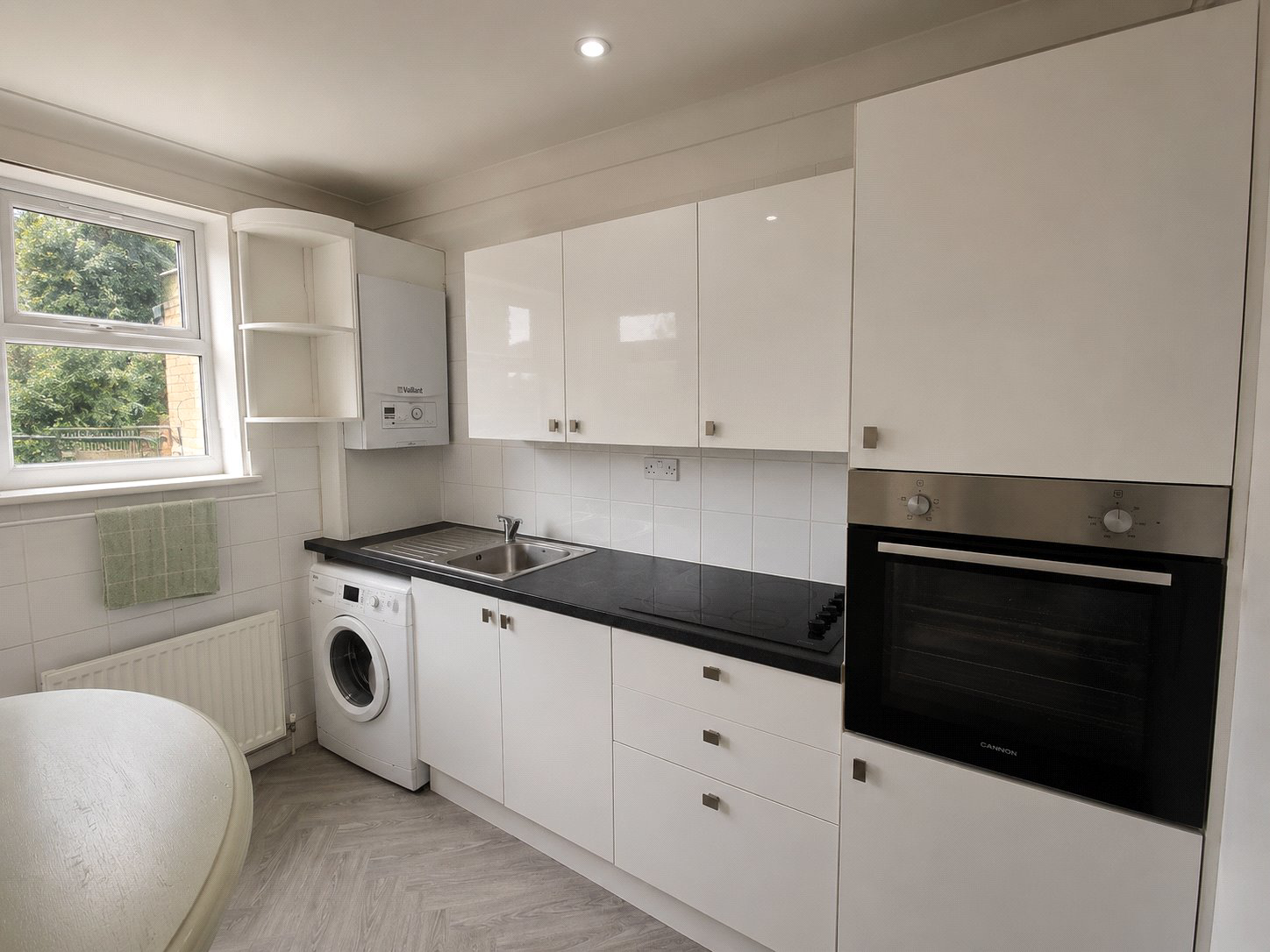 Granville Road, Hillingdon, Greater London, UB10, photo 4