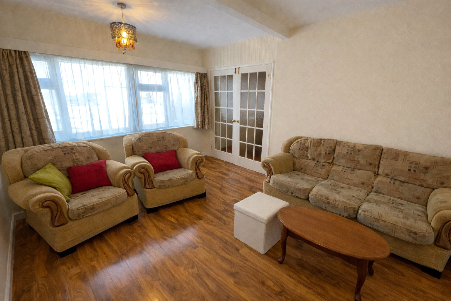 Photo 3