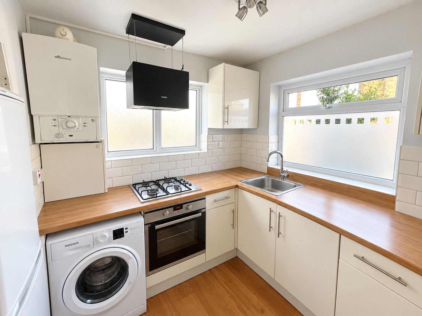 Chaucer Road, Ashford, Greater London, TW15, photo 3