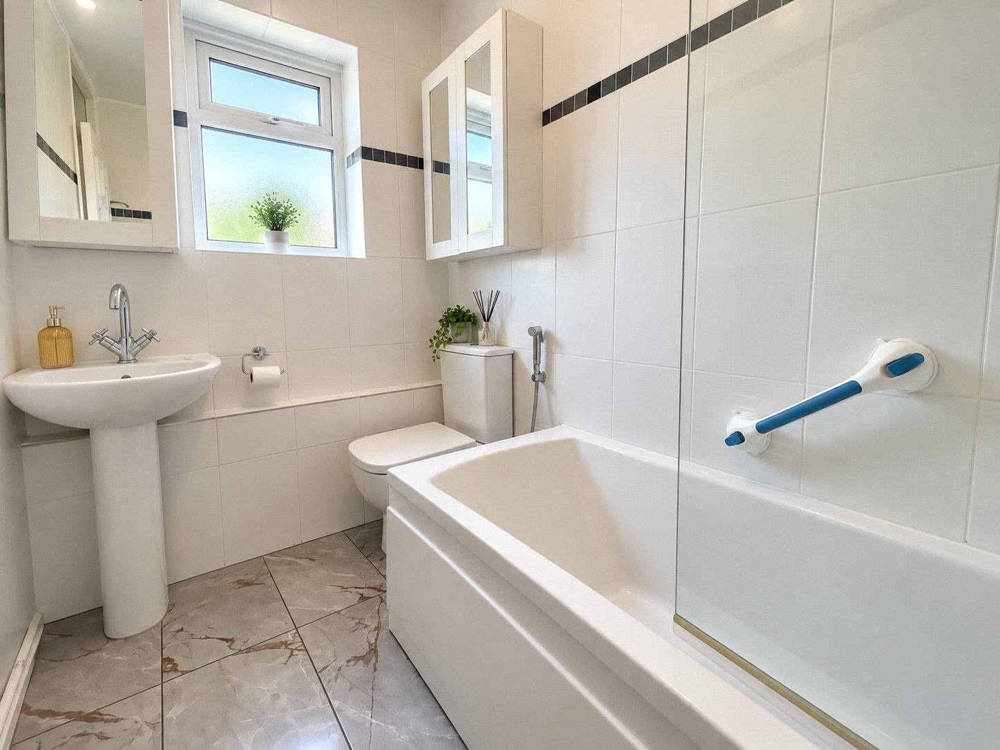 Chaucer Road, Ashford, Greater London, TW15, photo 6