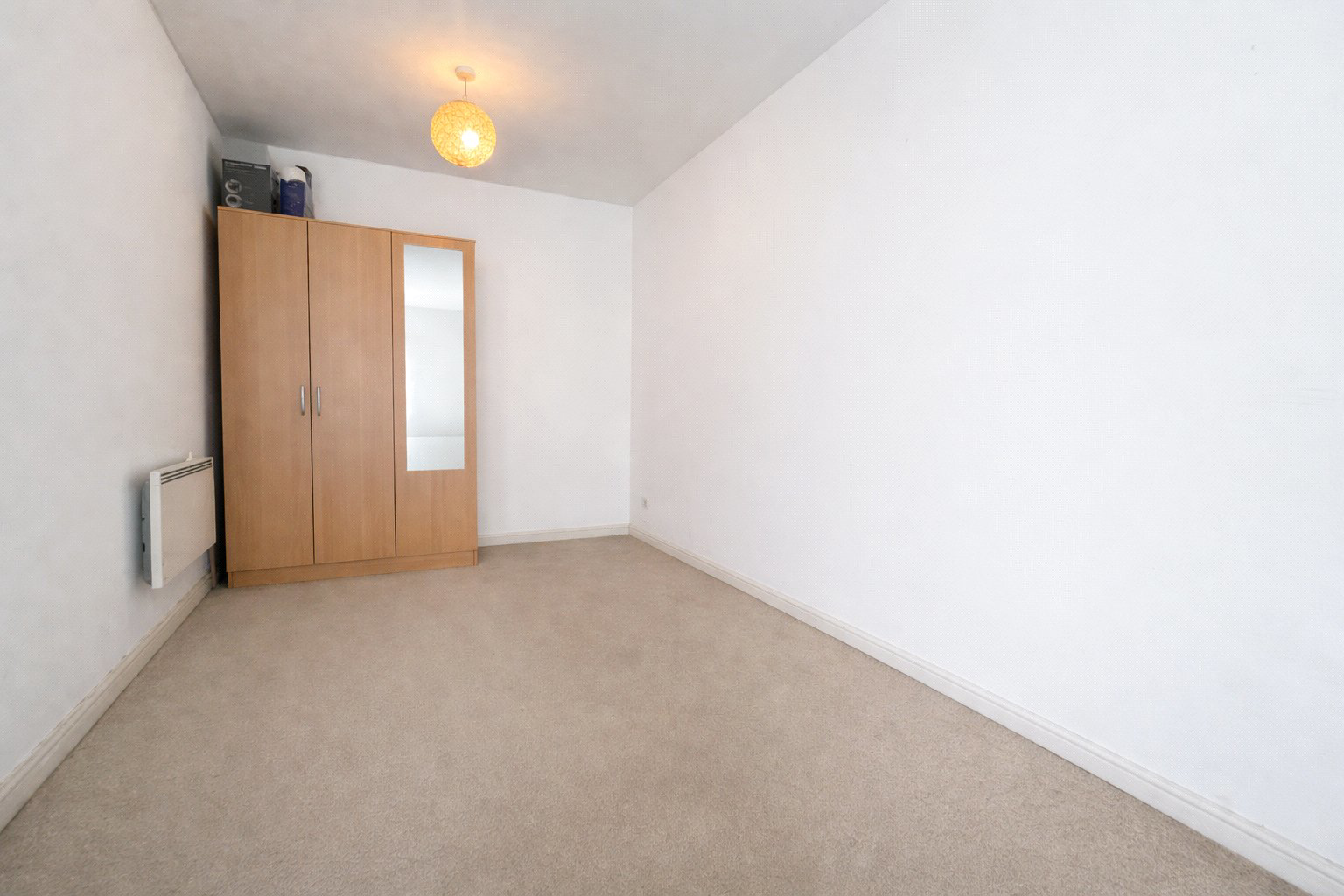 Prince Regents Road, Hounslow, Greater London, TW3, photo 3