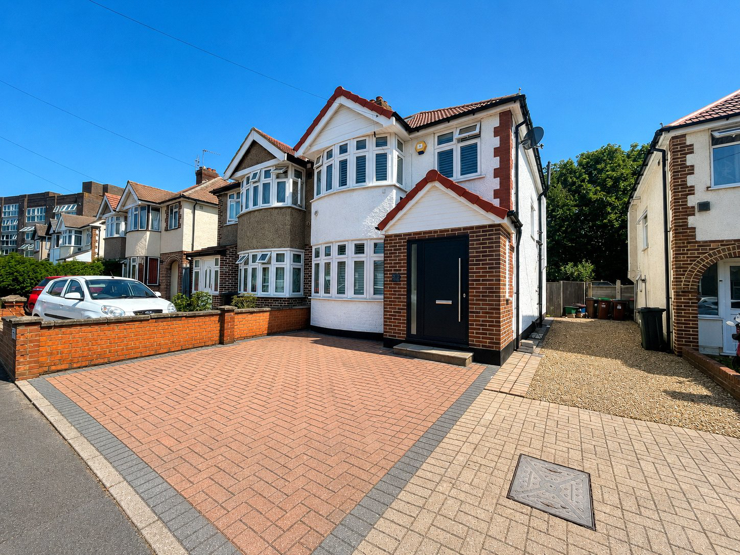 Willow Gardens, Hounslow, Greater London, TW3