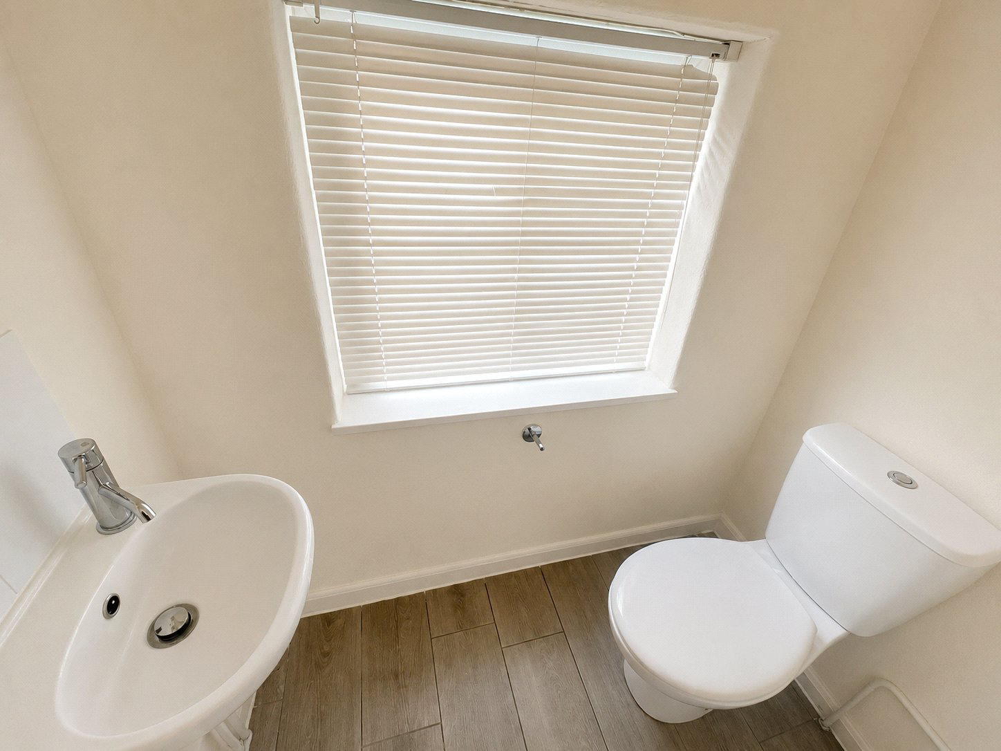 Great West Road, Isleworth, Greater London, TW7, photo 11