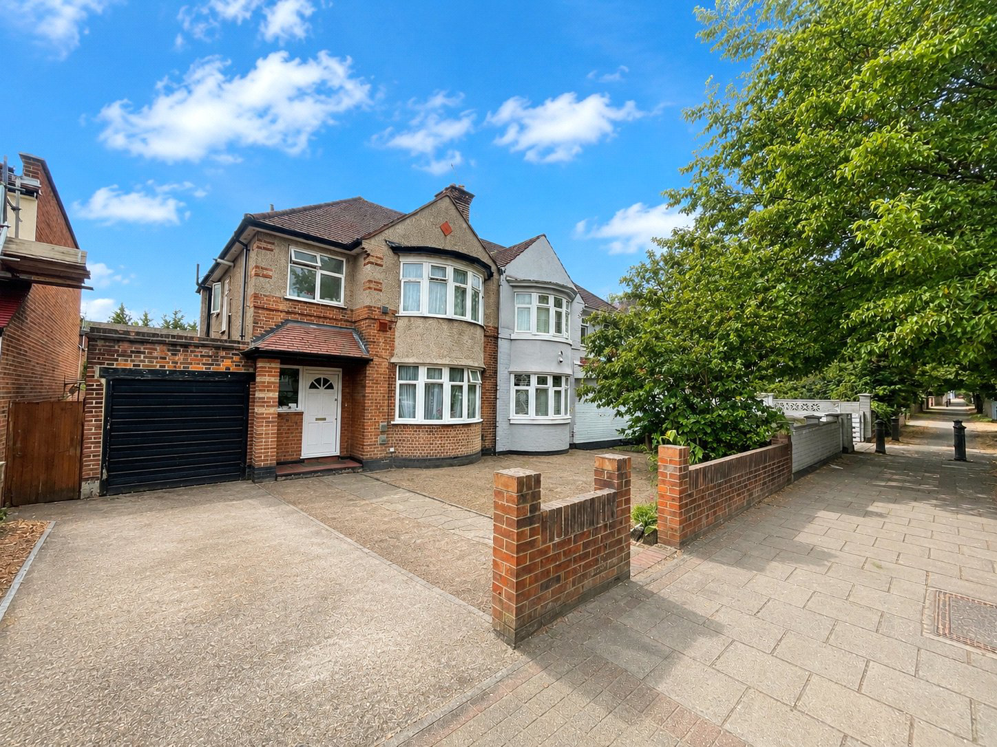 Great West Road, Isleworth, Greater London, TW7
