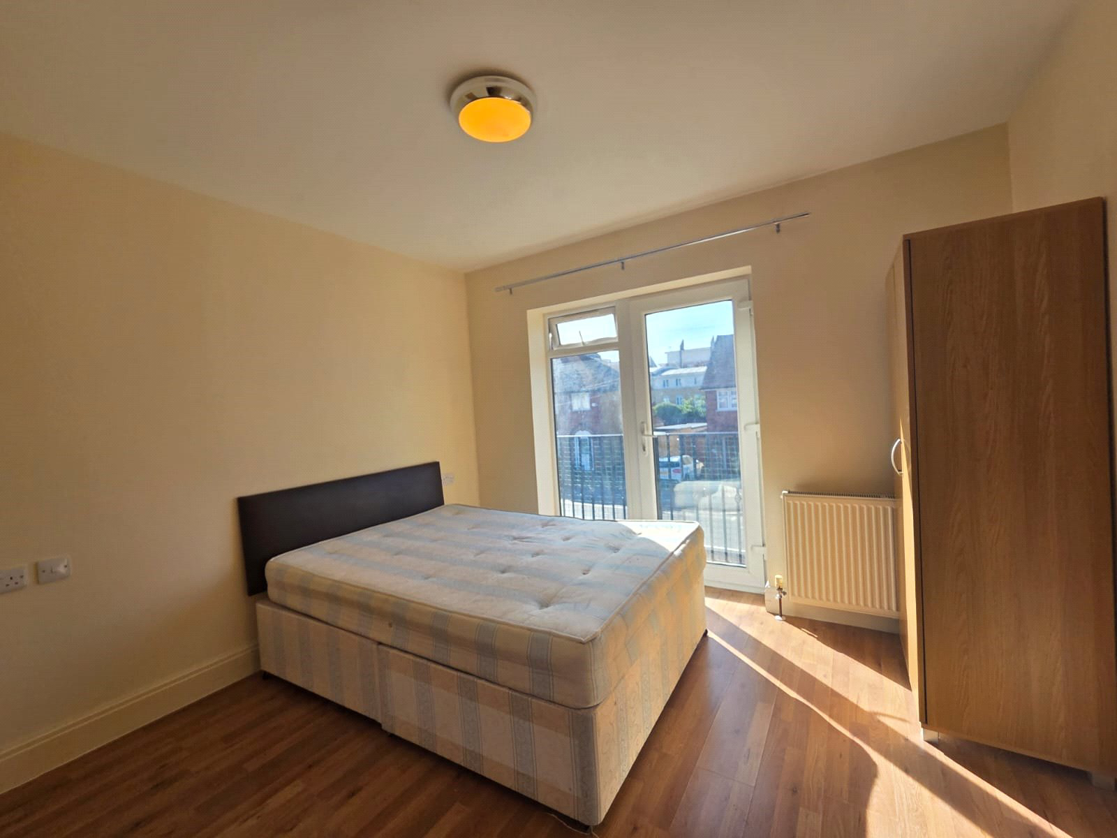 King Georges Avenue, Watford, Hertfordshire, WD18, photo 4