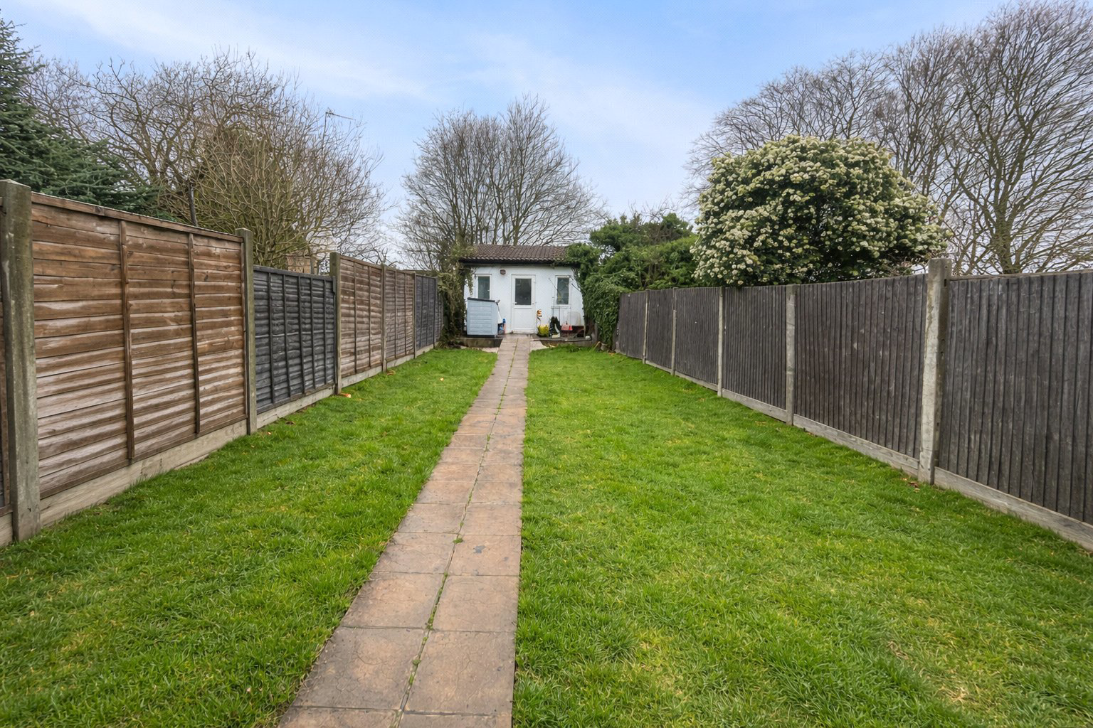 St Leonards Gardens, Hounslow, Greater London, TW5, photo 11