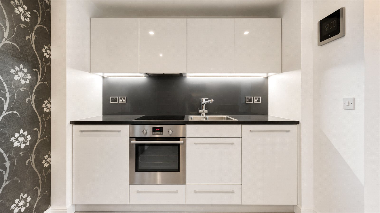 Mace House, Union Lane, Isleworth, Gretaer London, TW7, photo 3
