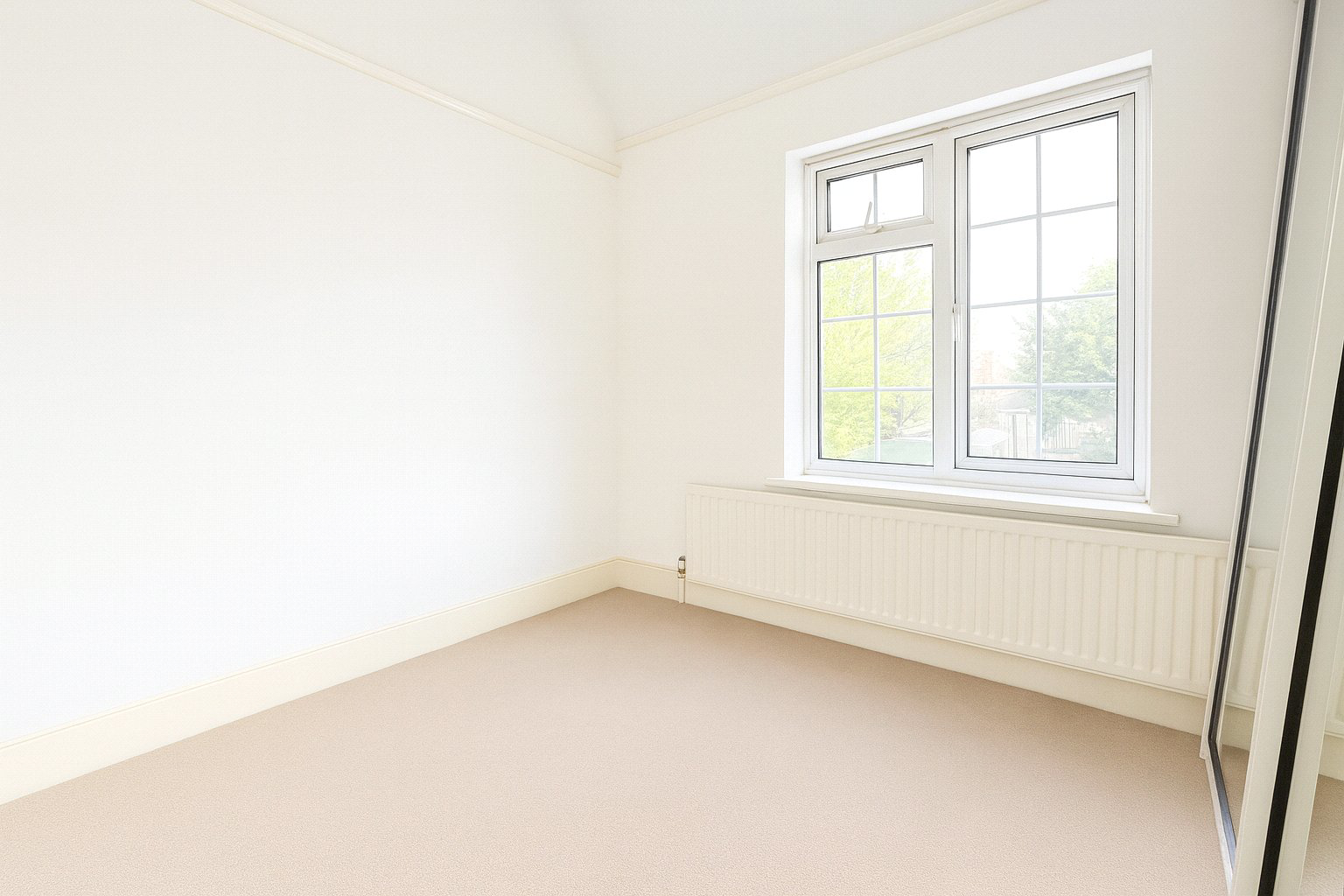 The Crossways, Hounslow, Greater London, TW5, photo 7