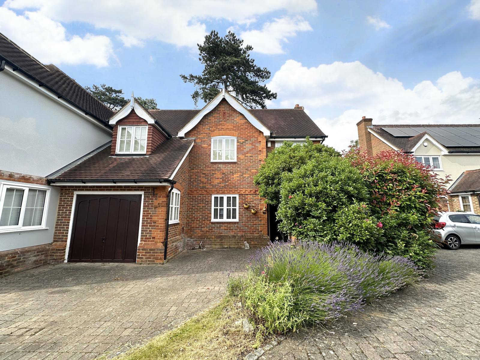 Kemsley Chase, Slough, Berkshire, SL2