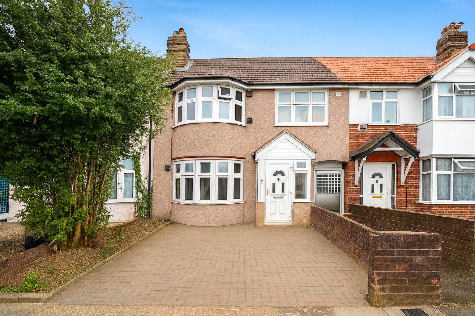 Ash Grove, Heston, Greater London, TW5