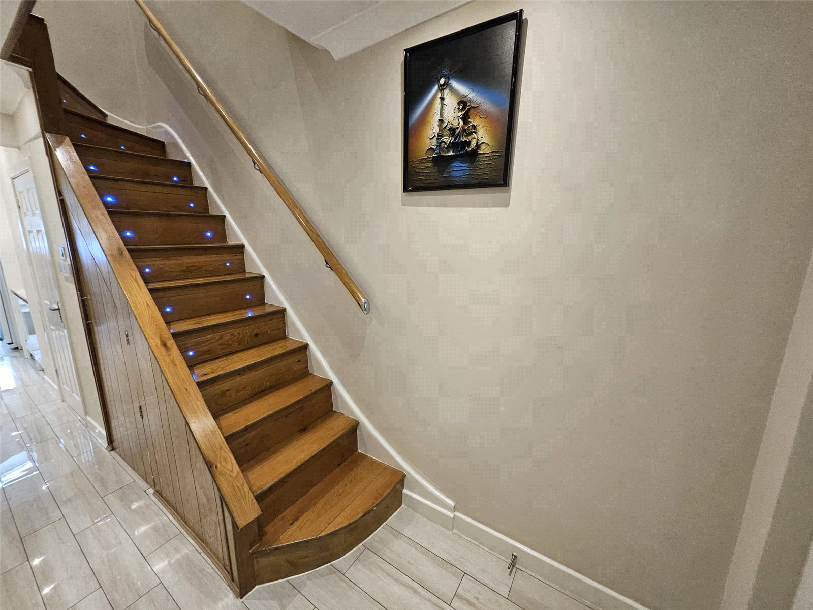 Wyre Grove, Hayes, Greater London, UB3, photo 3