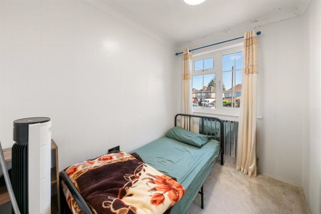 Seaton Road, Hayes, Greater London, UB3, photo 9