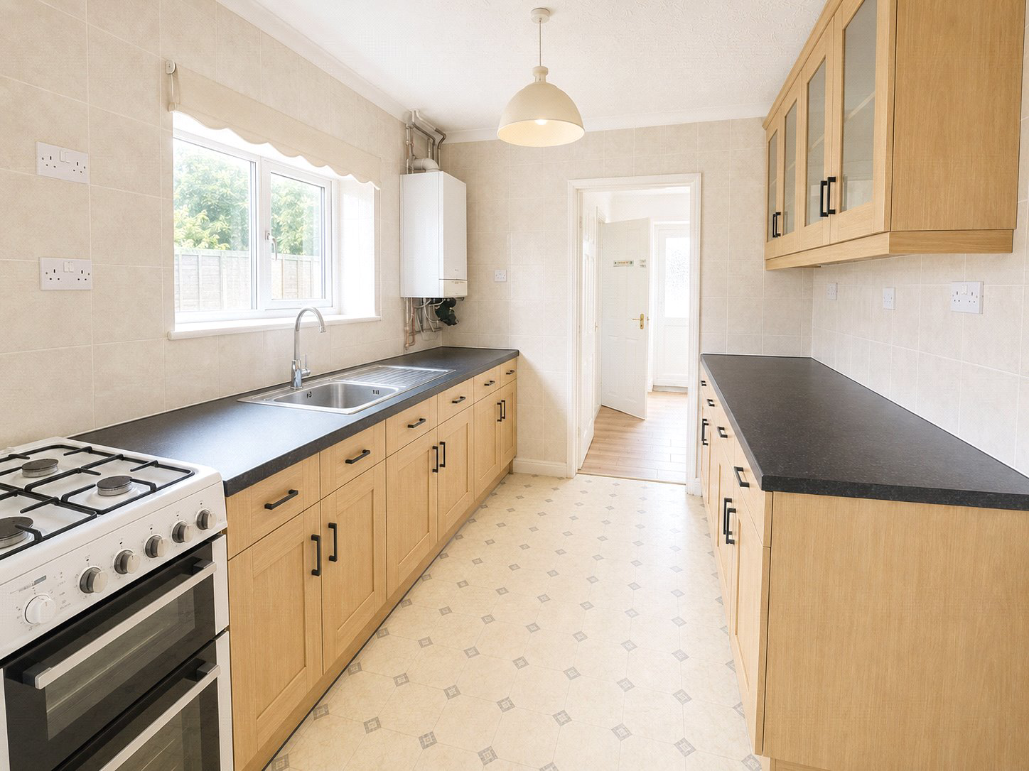 Cranford Drive, Hayes, Greater London, UB3, photo 5
