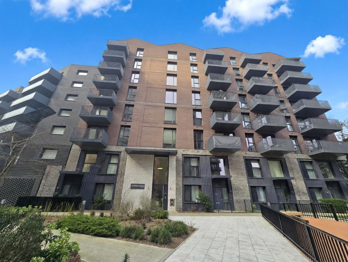 Cranton Avenue, Hayes, Greater London, UB3